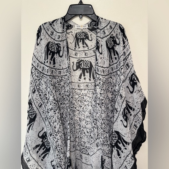 Woven Heart Monochrome Elephant Pattern Kimono size large - Picture 4 of 5